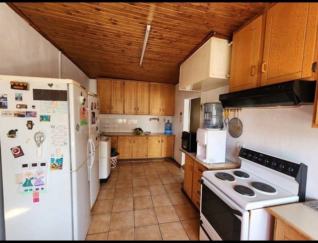 4 BEDROOM HOUSE FOR SALE IN SASOLBURG EXT 12